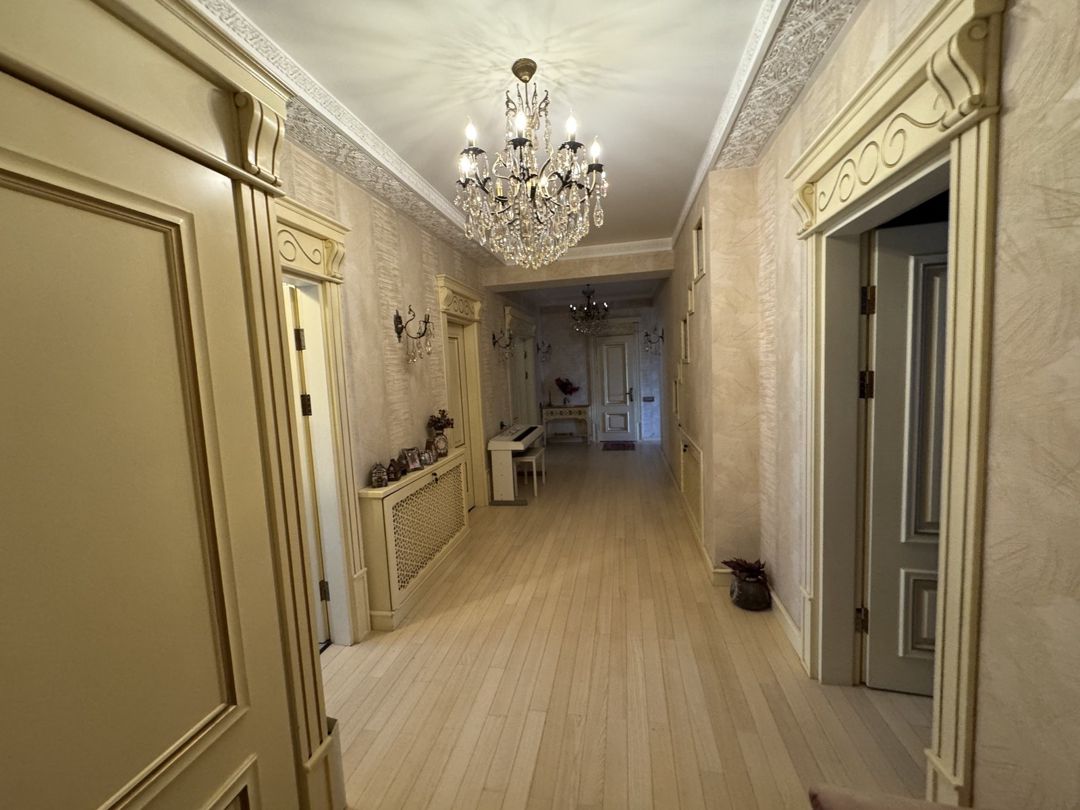 Satılır 4 otaqlı yeni tikili 190 m² — Mənzil, Bakı (9)