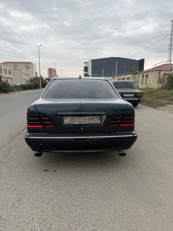 Mercedes E 220, 2.2 L, 2001 il, 359 000 km — Avtomobillər, Sumqayıt (2)