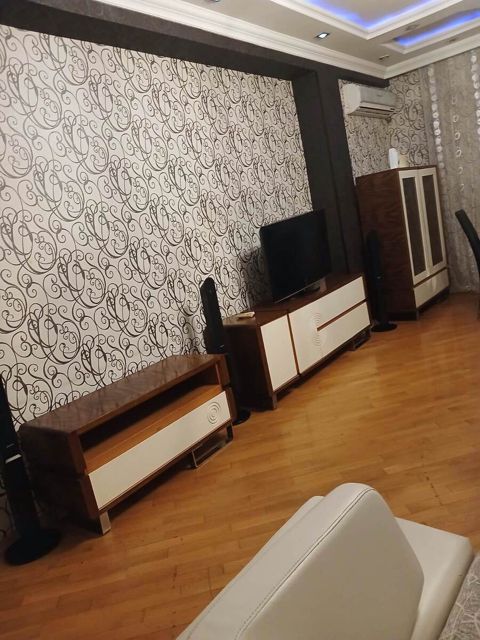 İcarəyə verilir 2 otaqlı yeni tikili 85 m² — Bakı