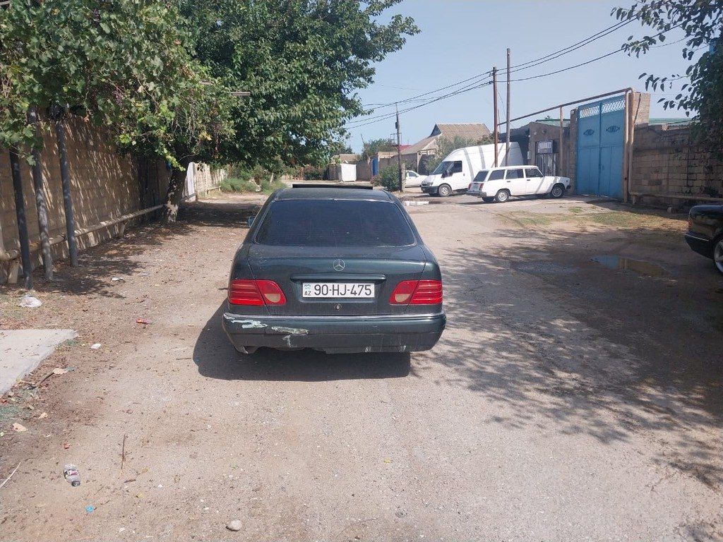 Mercedes E 200, 2.0 L, 1997 il, 326 000 km 90-HJ-475 — Avtomobillər, Bakı (3)