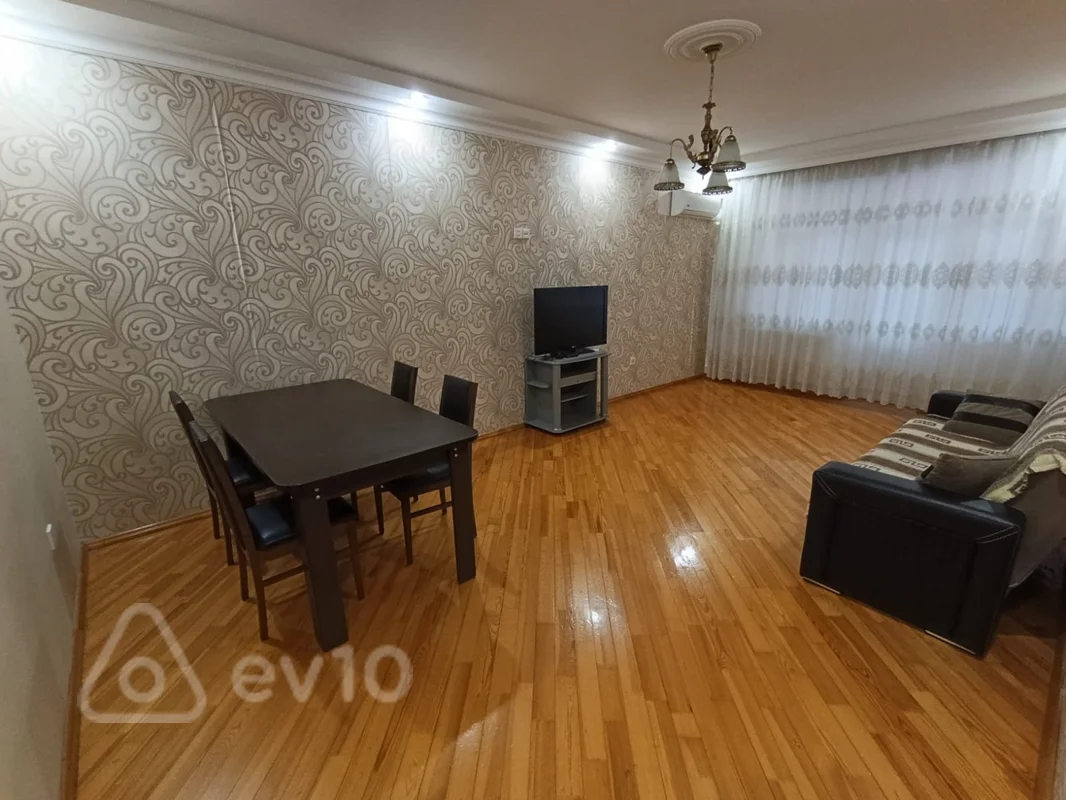 2 otaqlı mənzil, 85 m², Mehemmed Xiyabani — kirayə — Bakı