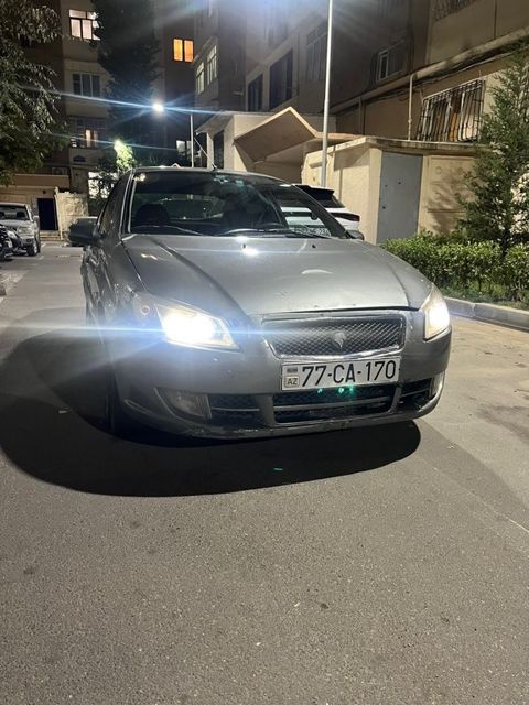 Iran Khodro Runna, 1.6 L, 2014 il, 240 000 km — Bakı