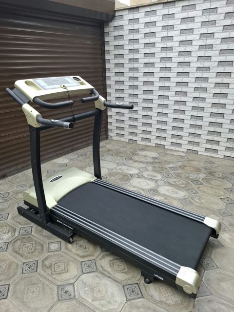 Beqavoy PROTEUS-8860 professional 150kq ceki goturur. Cox iri — Sumqayıt