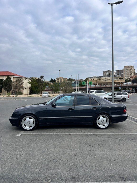 Mercedes E 240, 2.4 L, 2000 il, 337 000 km 99-CP-966 — Avtomobillər, Bakı (3)