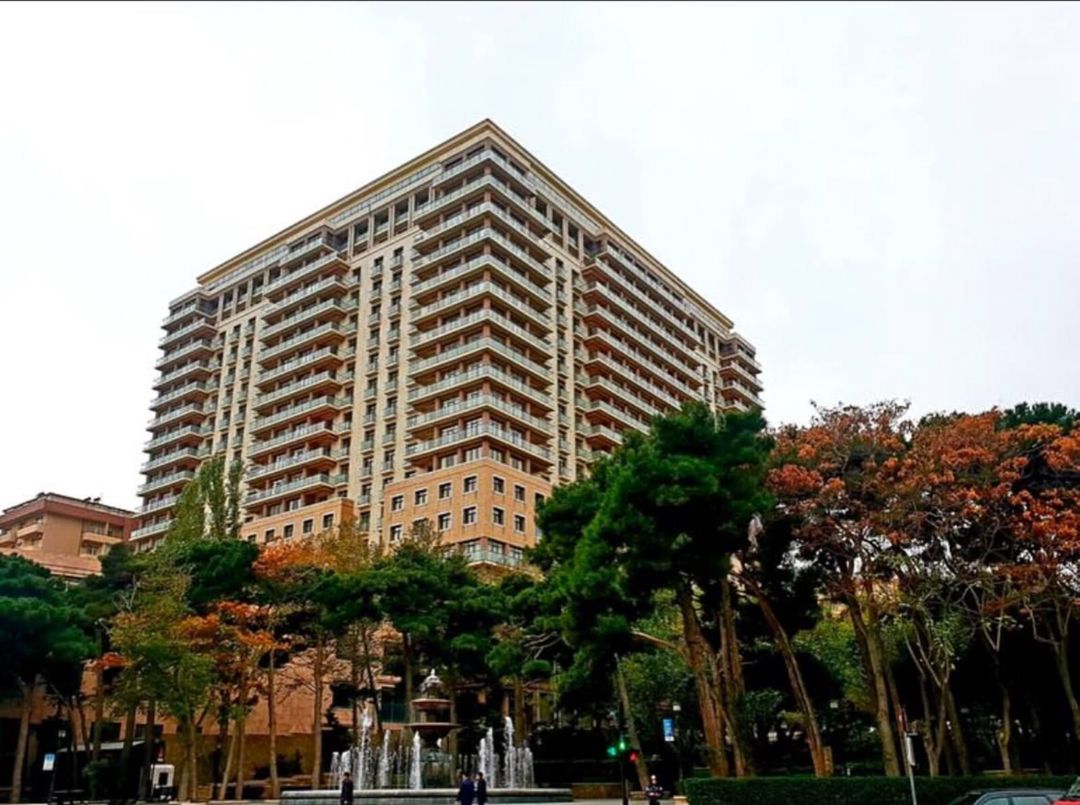 Satılır 3 otaqlı yeni tikili 165 m² — Mənzil, Bakı