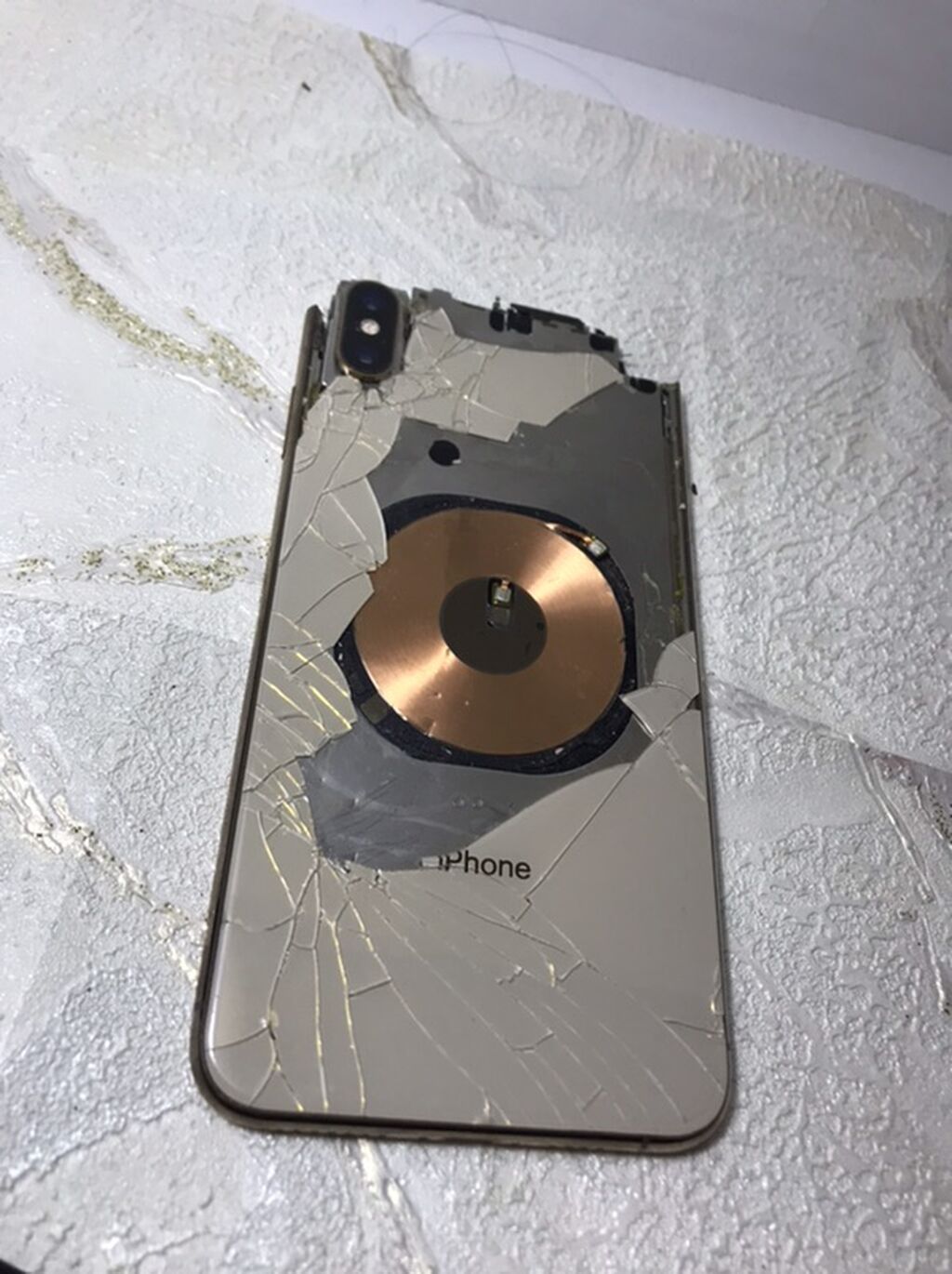 Bu iPhone xsmax di 256 yaddash Amma. iCloudadi bele ishtiyir bypass — Smartfon ehtiyat hissələri, Bakı