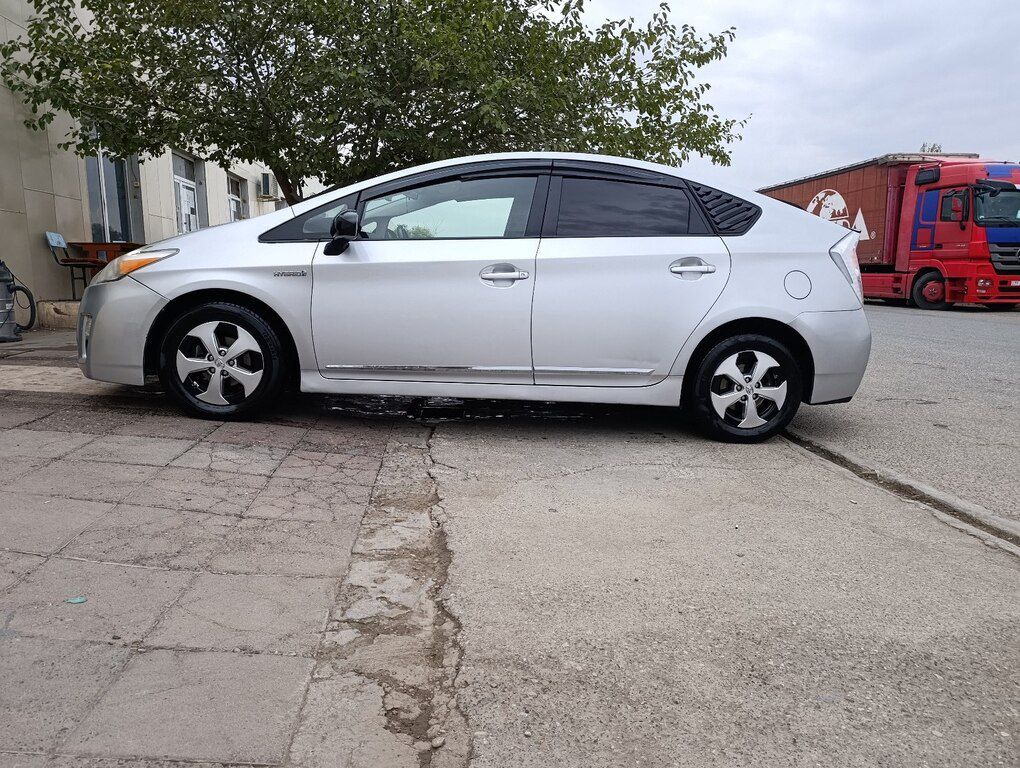 Toyota Prius, 1.8 L, 1.3 kWh, 2010 il, 449 467 km 88-CV-034 — Avtomobillər, Bərdə (4)