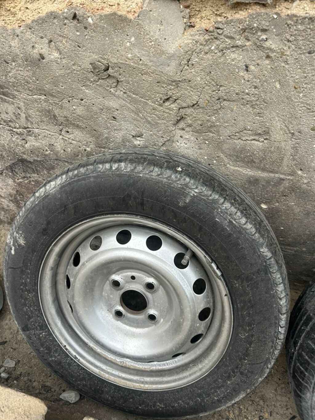 İşlənmiş Disk təkər 175 / 70 / R 14, 4 Boltlu — Diskləri, Qobu (2)