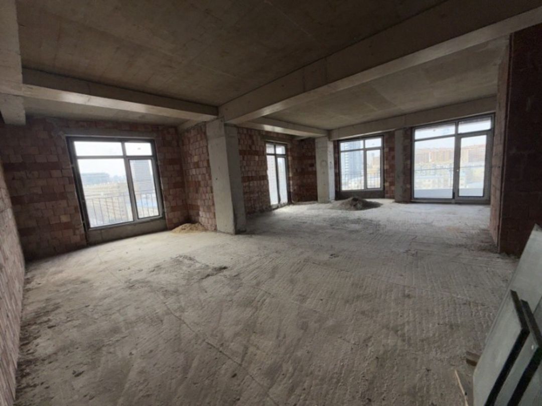 Satılır 4 otaqlı yeni tikili 176 m² — Mənzil, Bakı (5)