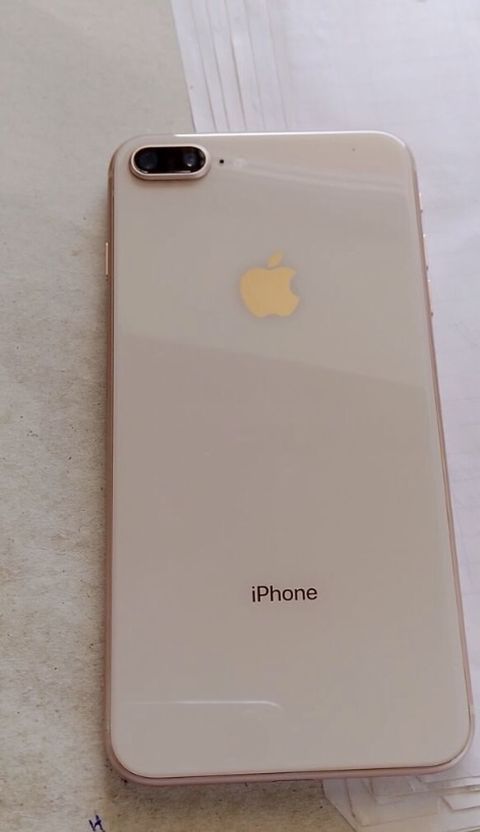 IPhone 8 Plus — Bakı