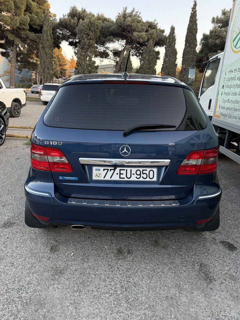 Mercedes B 170, 1.7 L, 2011 il, 83 000 km 77-EU-950 — Avtomobillər, Bakı (2)
