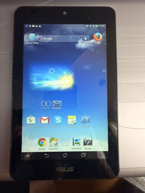 ASUS 7" planşet - Ekran: təxminən 7 düym, sensorlu, parlaq IPS panel — Bakı