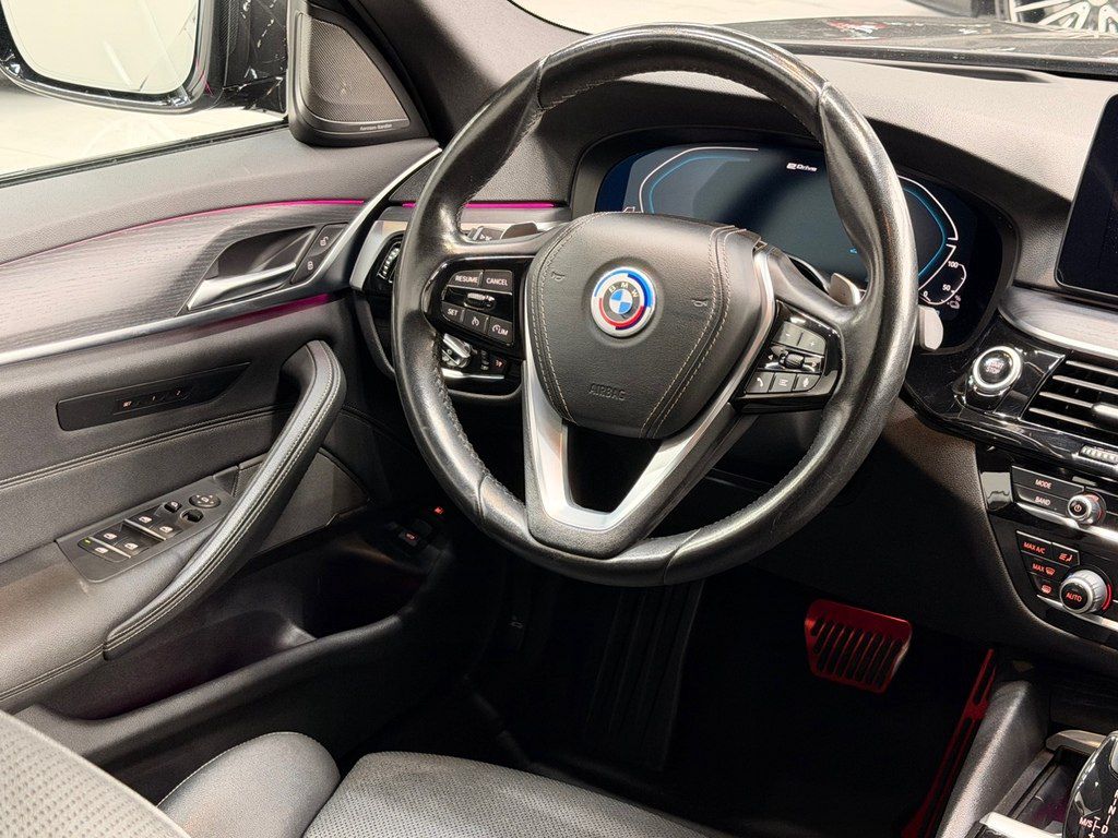 BMW 530e, 2.0 L, 12 kWh, 2022 il, 64 000 km — Avtomobillər, Bakı (12)
