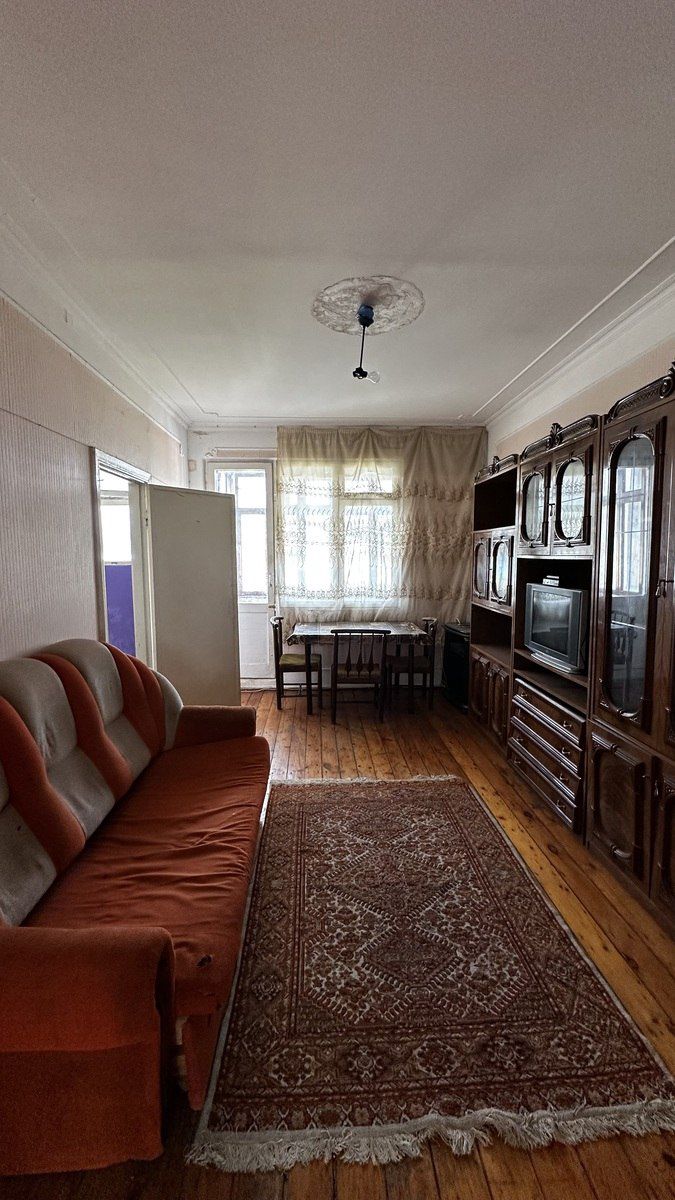 Satılır 2 otaqlı köhnə tikili 52 m² — Mənzil, Bakı (2)