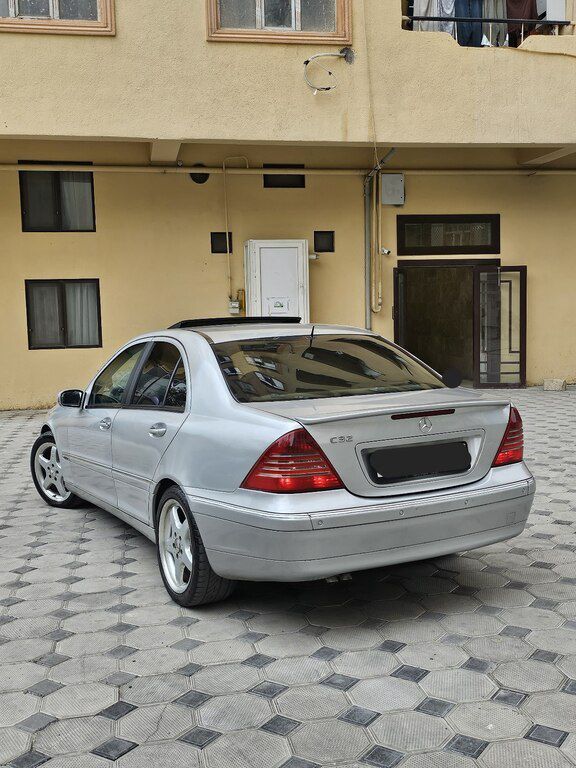 Mercedes C 320, 3.2 L, 2001 il, 265 000 km — Avtomobillər, Sumqayıt (4)