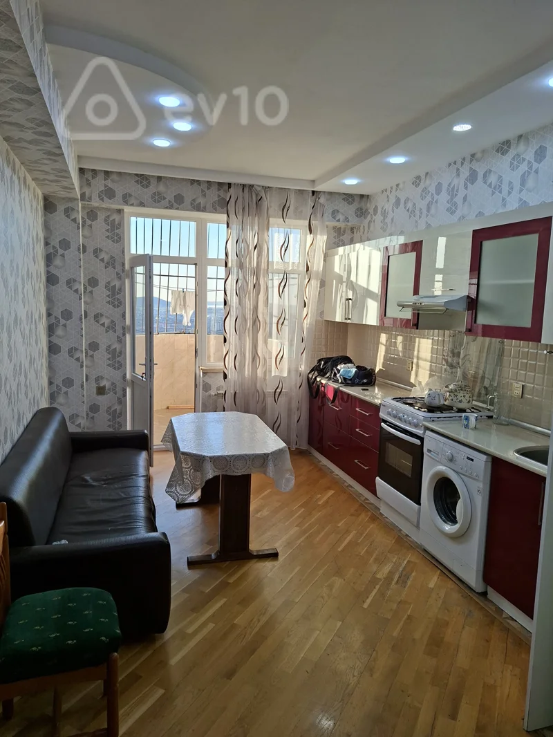 3 otaqlı mənzil, 112 m², Həmzə Babaşov küç — kirayə — Bakı