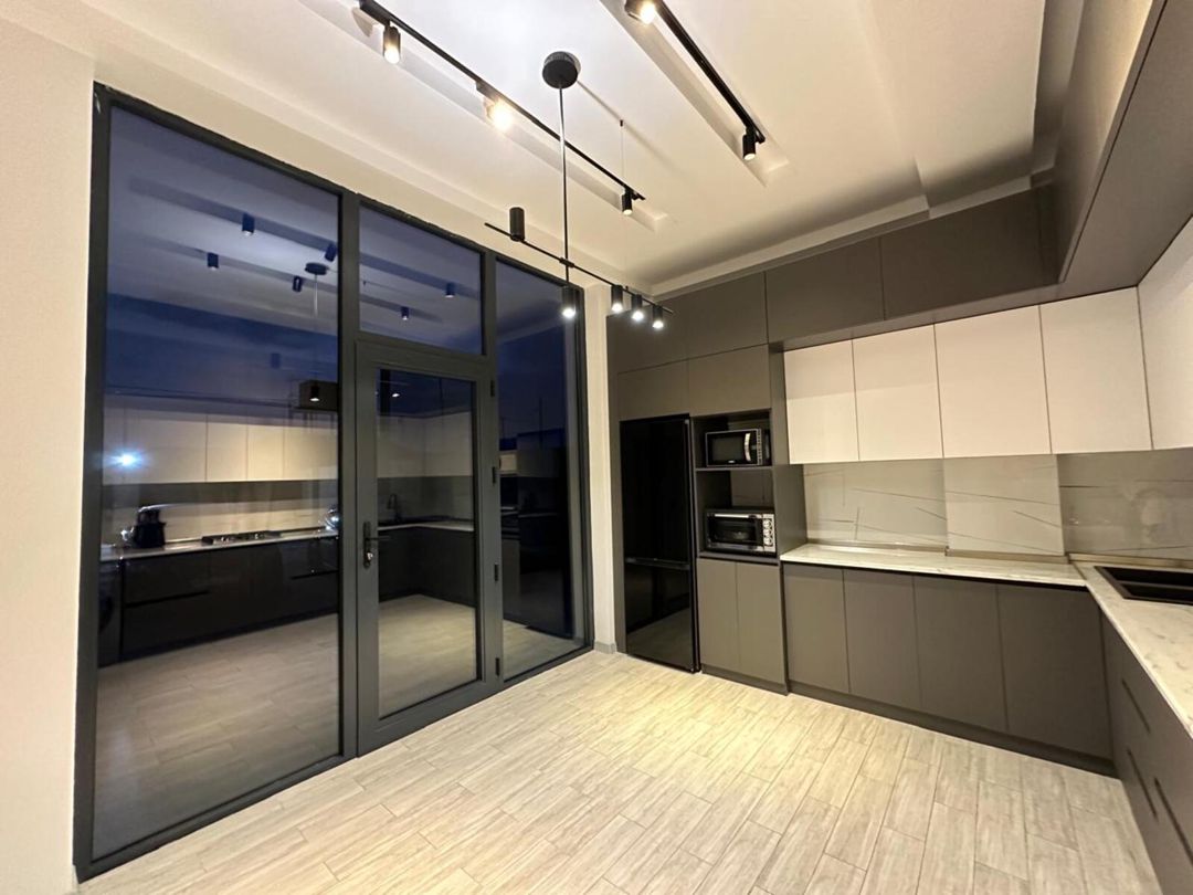 İcarəyə verilir 5 otaqlı həyət evi/bağ evi 320 m² — Ev, villa, Bakı (7)