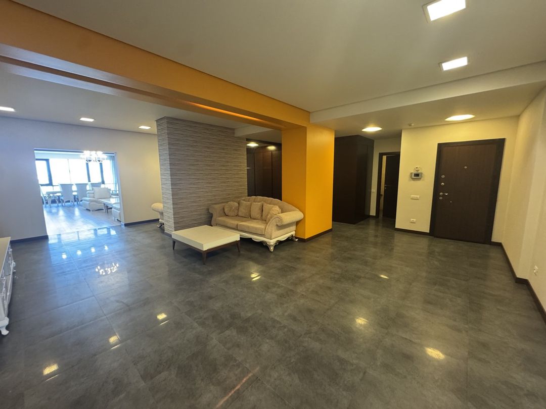 İcarəyə verilir 3 otaqlı yeni tikili 300 m² — Mənzil, Bakı (9)