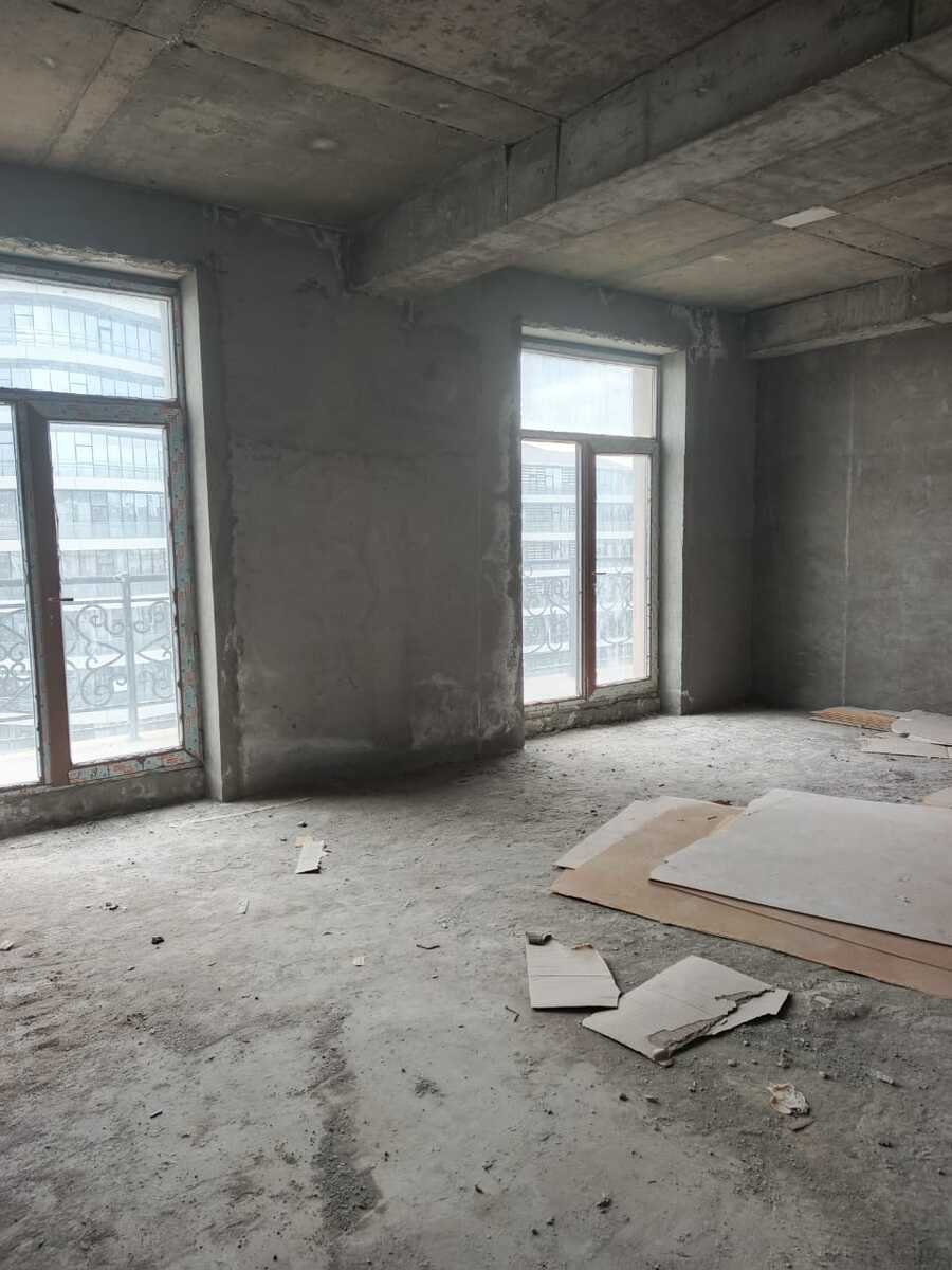Satılır 5 otaqlı yeni tikili 228 m² — Mənzil, Bakı (12)