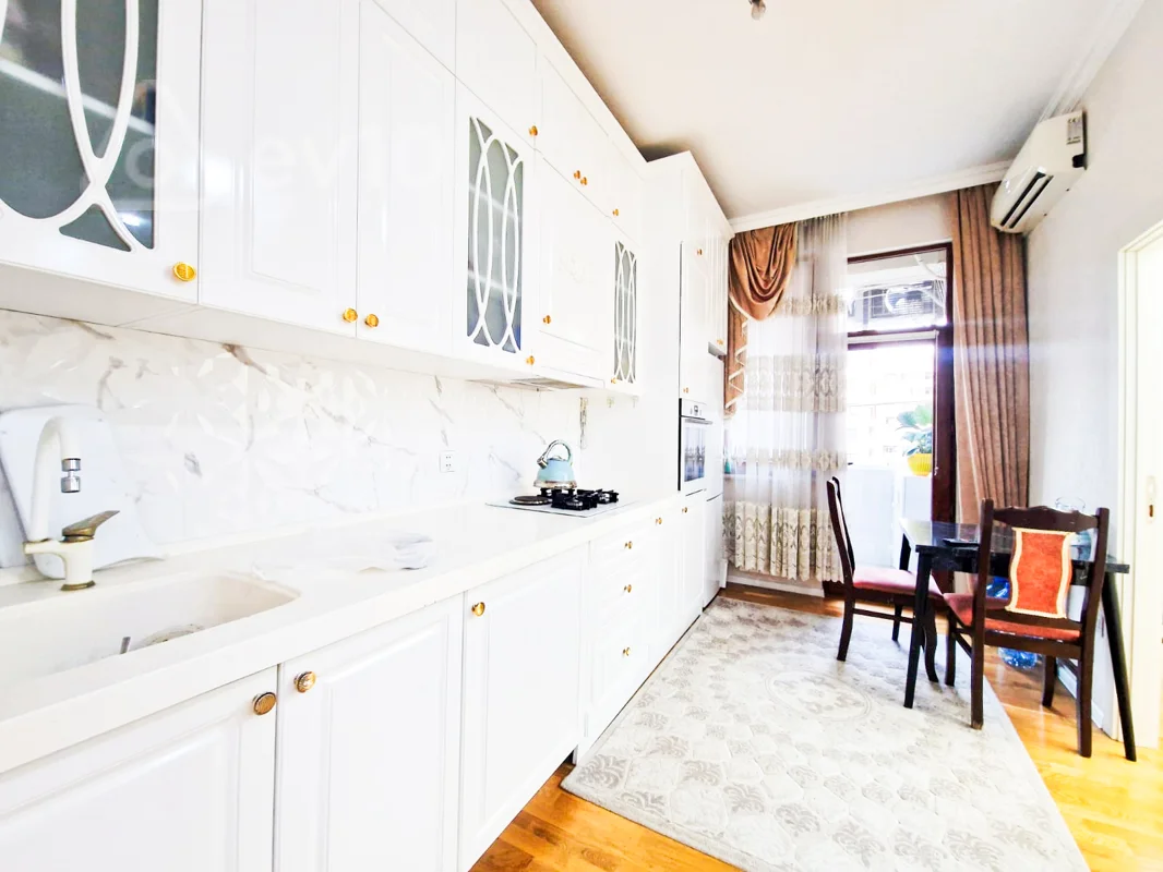 3 otaqlı mənzil, 80 m², Özbəkistan küçəsi — kirayə — Mənzil, Bakı (5)