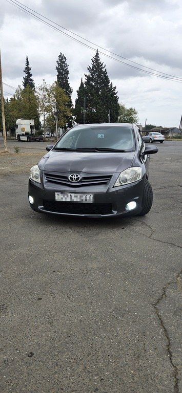 Toyota Auris, 1.4 L, 2011 il, 260 000 km — Masallı