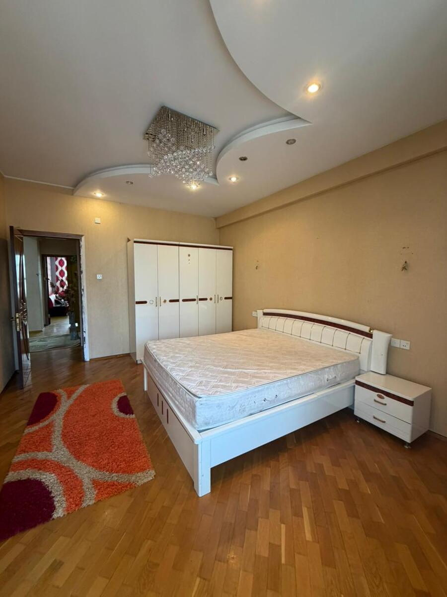 Satılır 3 otaqlı yeni tikili 150 m² — Mənzil, Bakı (8)