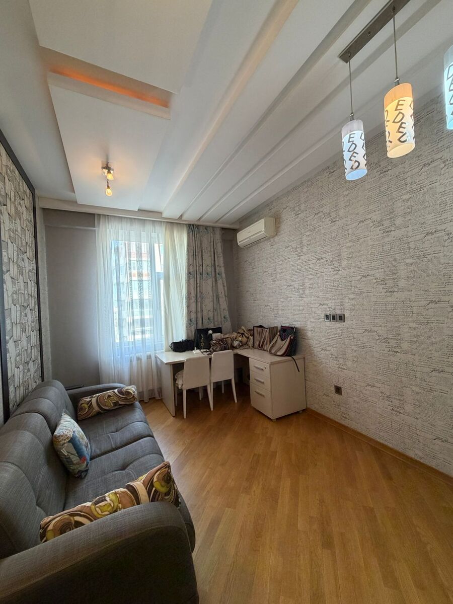 Satılır 5 otaqlı yeni tikili 202 m² — Mənzil, Bakı (11)