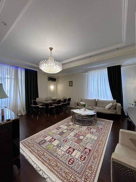 Satılır 3 otaqlı yeni tikili 130 m² — Bakı