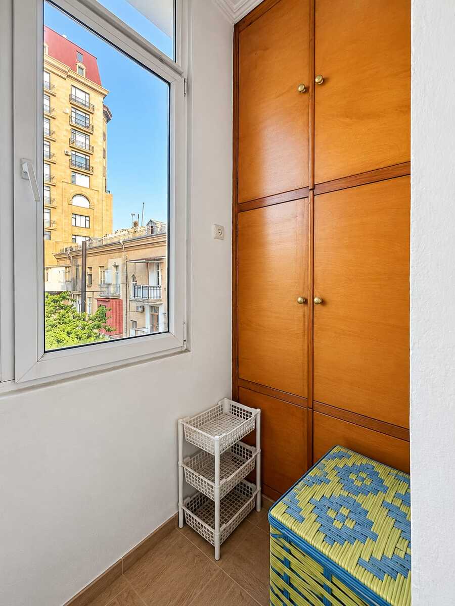 Satılır 4 otaqlı köhnə tikili 100 m² — Mənzil, Bakı (7)