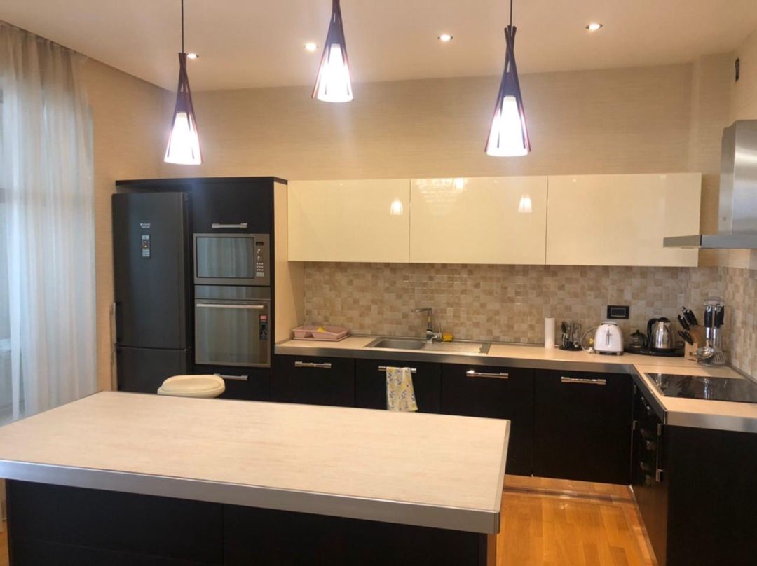 İcarəyə verilir 3 otaqlı yeni tikili 150 m² — Mənzil, Bakı (4)