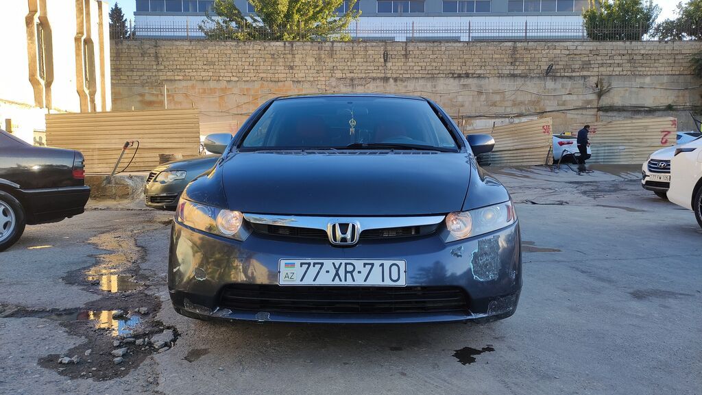 Honda Civic: 1.3 l 2006 il Sedan 77-XR-710 — Avtomobillər, Bakı (7)