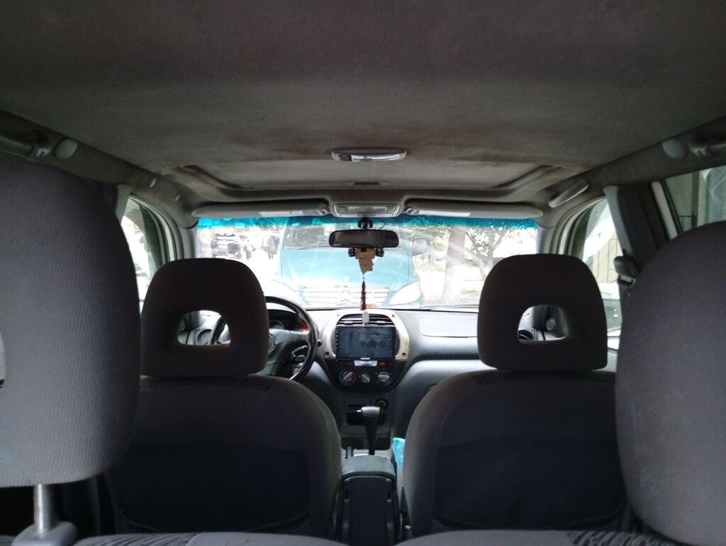 Toyota RAV4: 2 l 2001 il Krossover 01-BR-676 — Avtomobillər, Masazır (6)