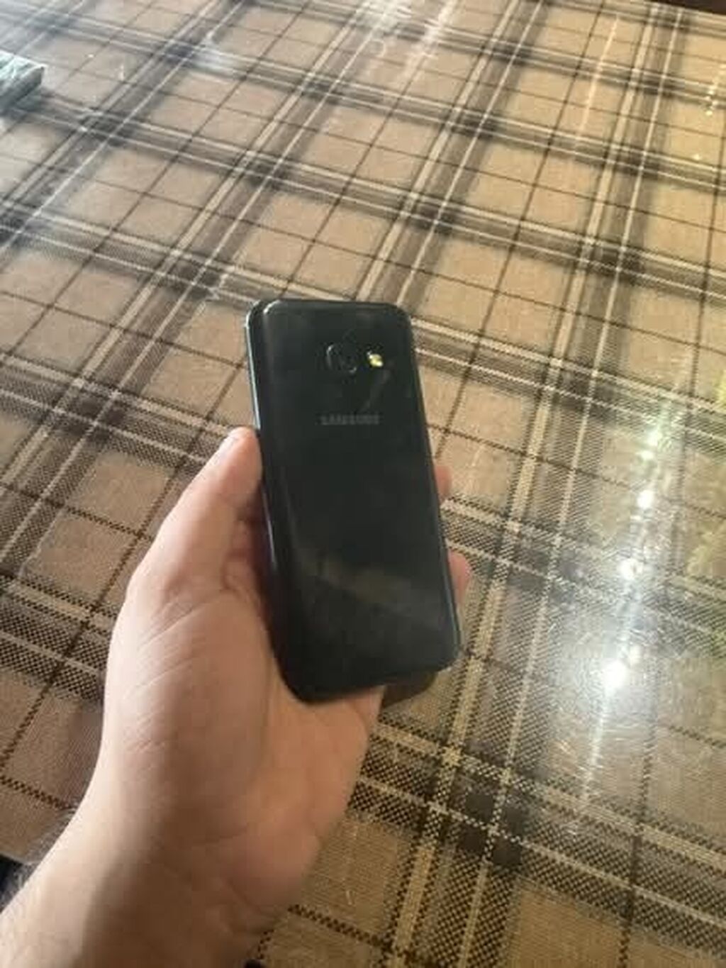 Samsung Galaxy A3 2017, 16 GB, rəng - Qara, Barmaq izi — Samsung, Bakı (2)