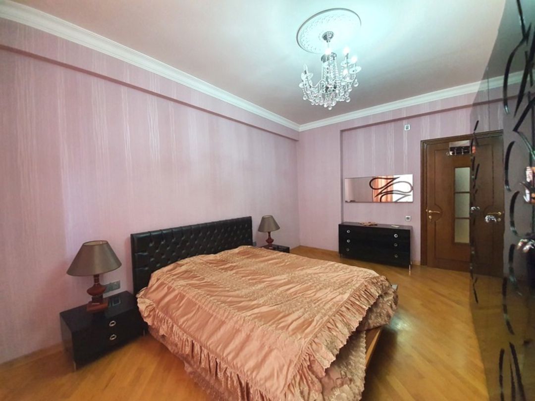 Satılır 4 otaqlı yeni tikili 170 m² — Mənzil, Bakı (11)