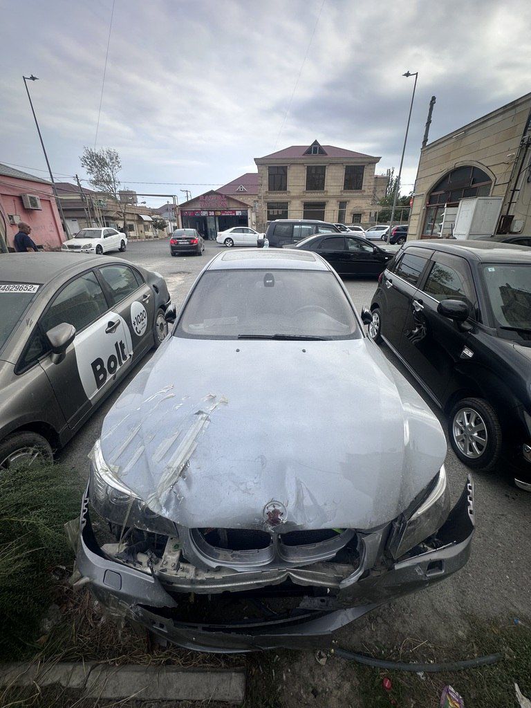 BMW 530, 3.0 L, 2007 il, 472 000 km — Avtomobillər, Bakı (4)