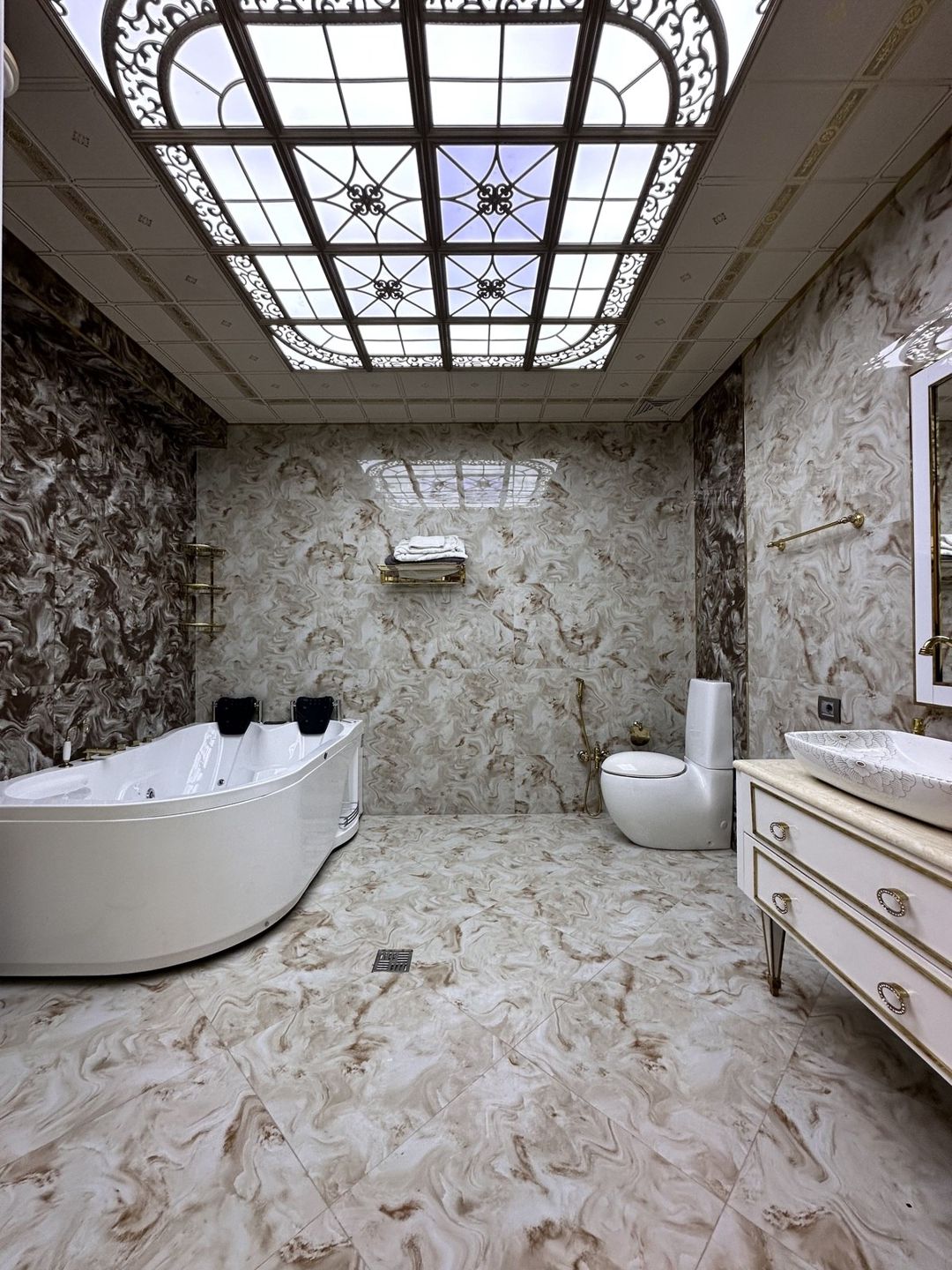 Satılır 4 otaqlı yeni tikili 215 m² — Mənzil, Bakı (9)