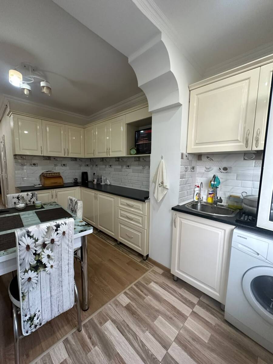 Satılır 3 otaqlı köhnə tikili 80 m² — Mənzil, Bakı (3)