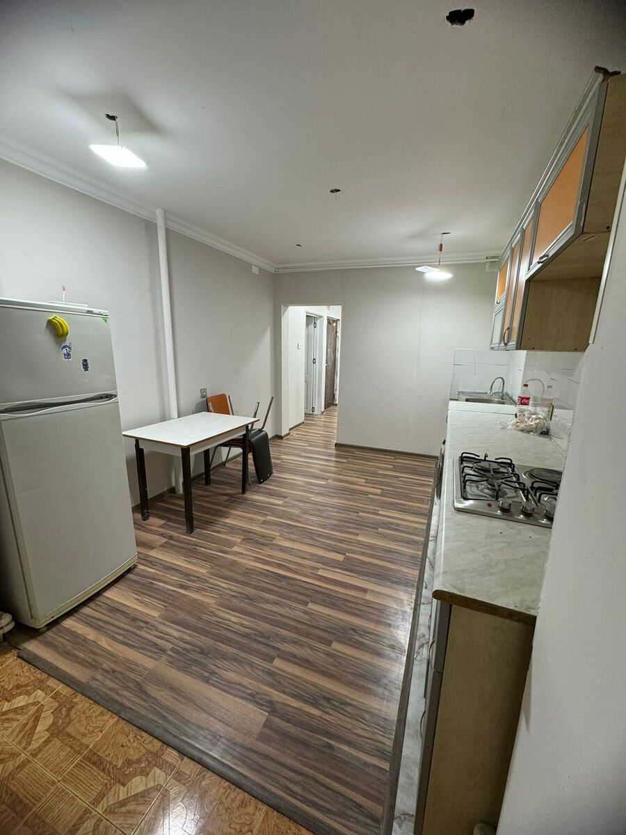 Satılır 2 otaqlı köhnə tikili 60 m² — Mənzil, Bakı (2)