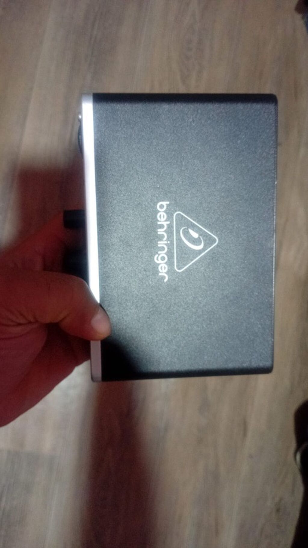 Behringer U-Phoria UMC22 USB Audio İnterfeysi - 2 giriş / 2 çıxışlı — Studiya və konsert üçün, Şəmkir (4)
