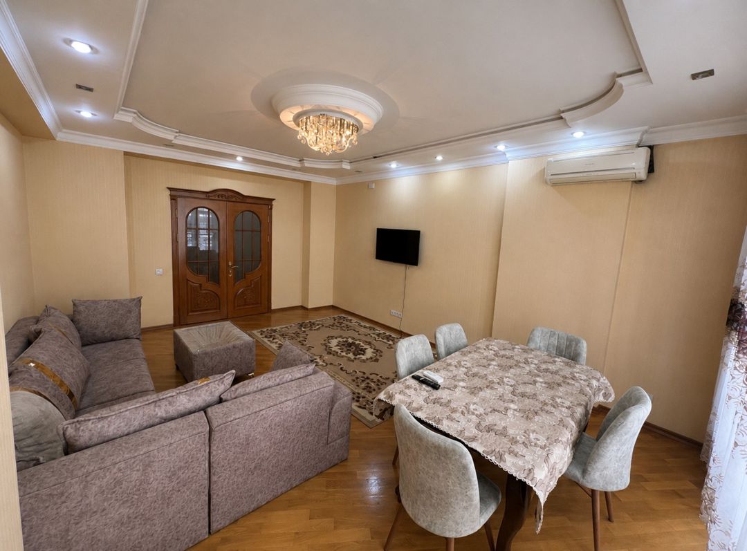 Satılır 3 otaqlı yeni tikili 120 m² — Mənzil, Bakı (2)