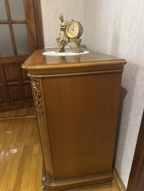 Klassik üslubda taxta komod - Material: təbii ağac əsaslı, cilalı — Bakı