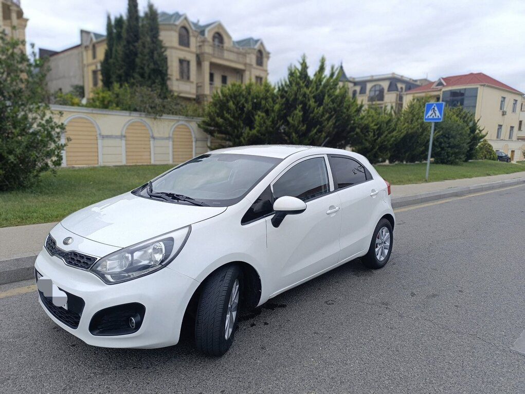 Kia Rio, 1.6 L, 2013 il, 280 000 km — Avtomobillər, Bakı (4)