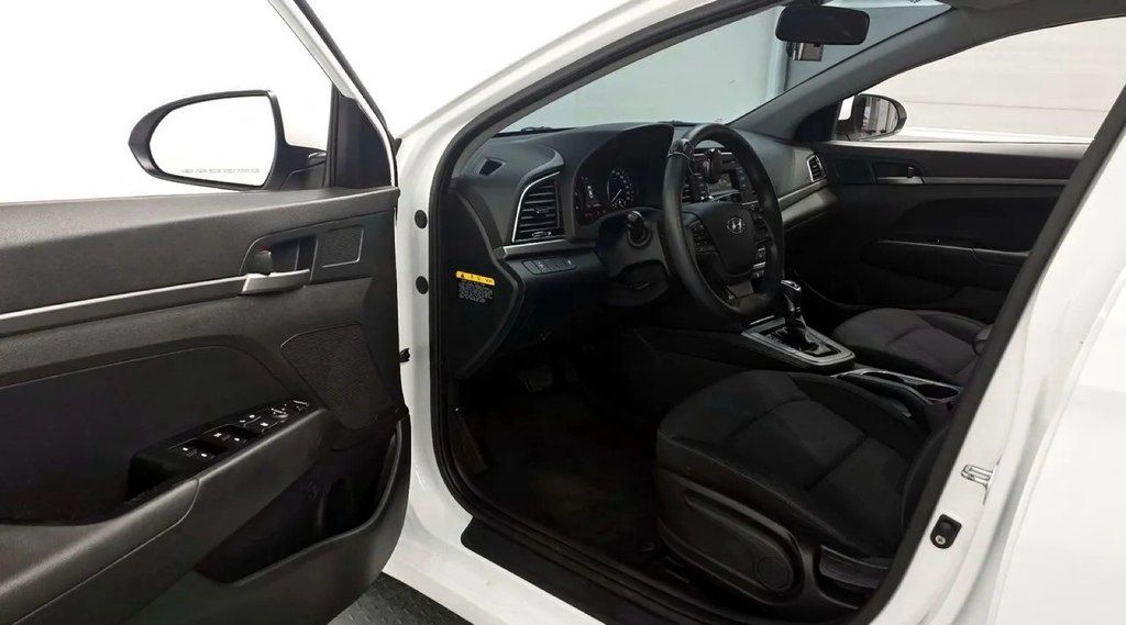 Hyundai Elantra, 1.6 L, 2017 il, 135 560 km — Avtomobillər (3)