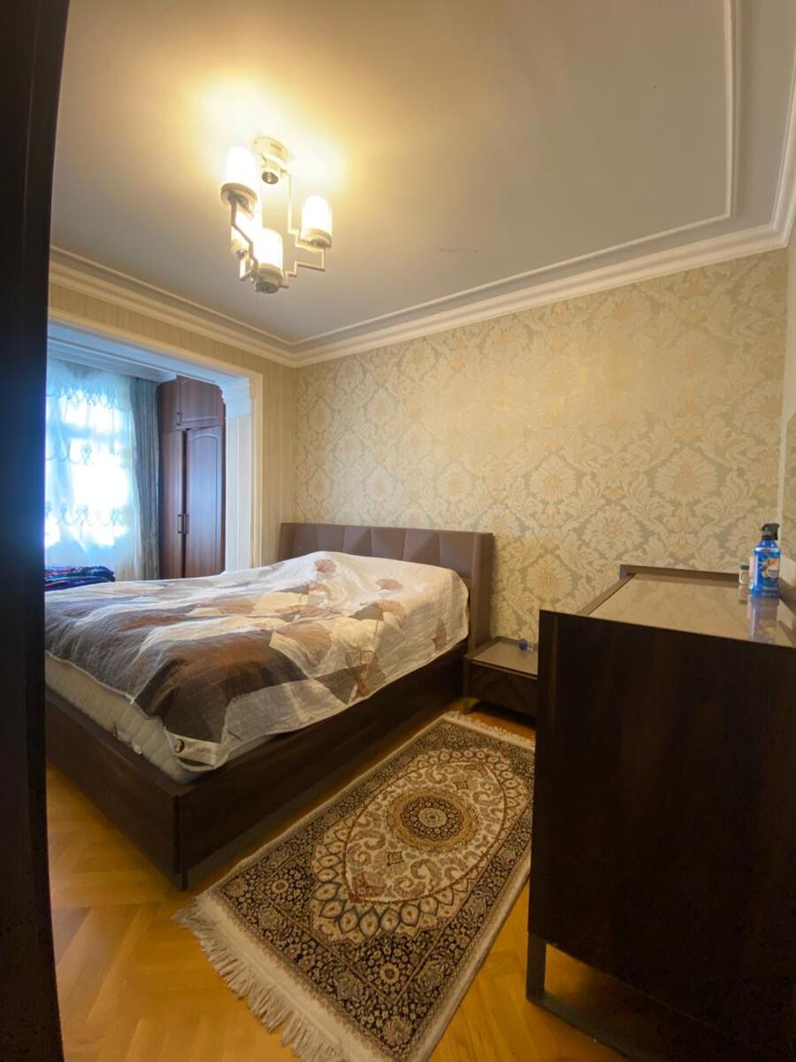 Satılır 4 otaqlı köhnə tikili 120 m² — Mənzil, Bakı (9)