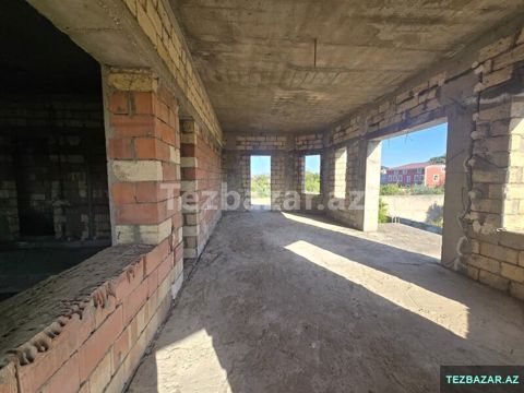 novxanida villa satilir — Bakı