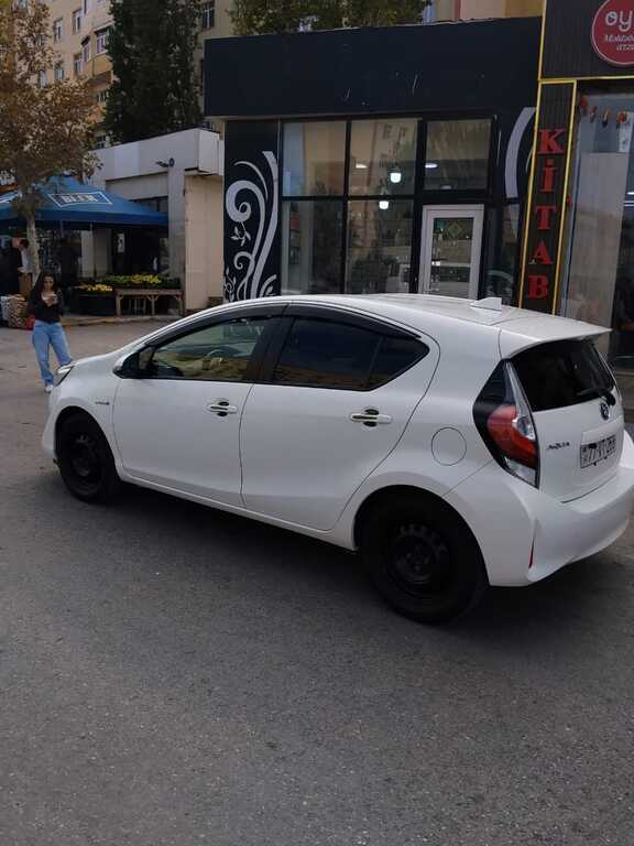 Toyota Aqua, 1.5 L, 0.87 kWh, 2019 il, 83 000 km — Avtomobillər, Sumqayıt (3)