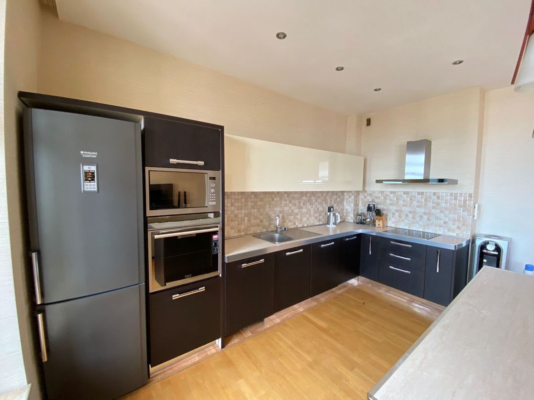 İcarəyə verilir 3 otaqlı yeni tikili 170 m² — Mənzil, Bakı (9)