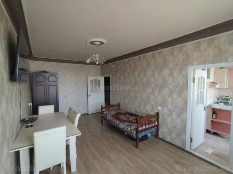 Satılır 3 otaqlı Mənzil Köhnə tikili 60 m² Bakı, Xətai r., Xalqlar Dostluğu m., Əhmədli — Mənzil, Bakı (3)