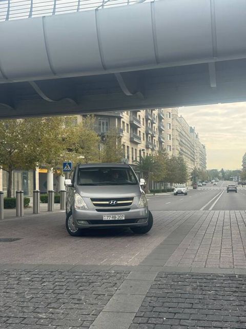 Hyundai H-1, 2.5 L, 2011 il, 500 000 km — Bakı