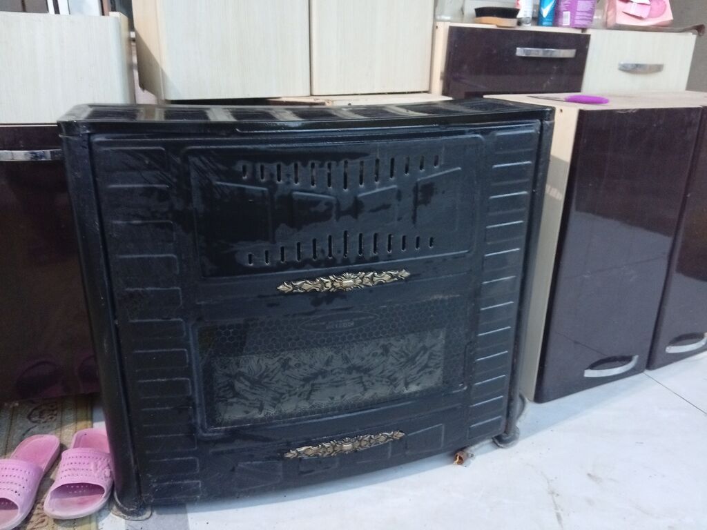 Qaz sobası/kalorifer tipli otaq qızdırıcısı - Yanacaq: təbii qaz — Isıtıcılar və isı ventilatorları, Bakı (2)